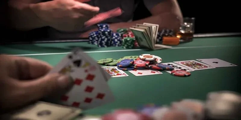 Quy tắc chung khi tham gia chơi bài Poker Allin or Fold